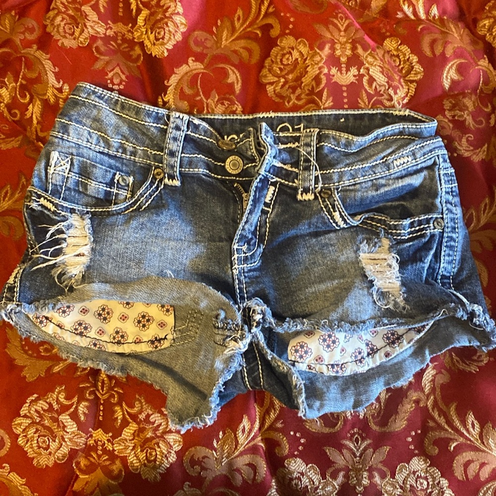Juniors denim shorts